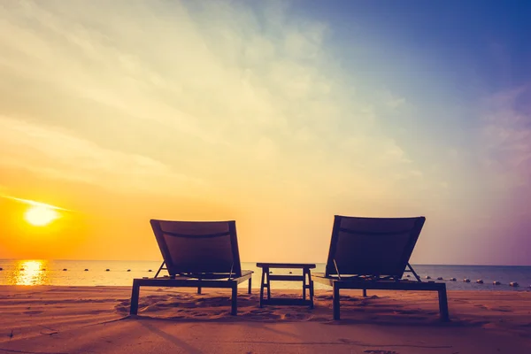 Sedia da spiaggia vuota — Foto Stock