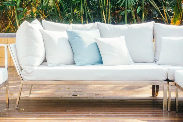 Güzel lüks yastıklar Divan