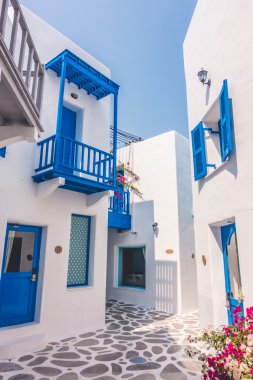 Santorini ve Yunanistan tarzı ile güzel mimari