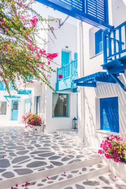 Santorini ve Yunanistan tarzı ile güzel mimari