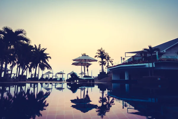 Güzel siluet palmiye ağacı