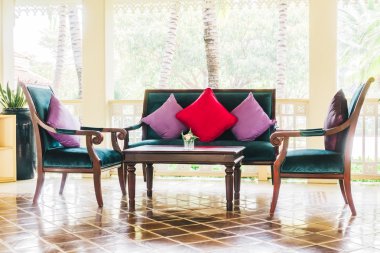 Yastıklar kanepe ve sandalye