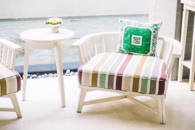 Güzel lüks yastıklar Divan