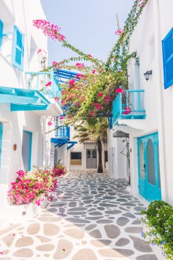 Santorini ve Yunanistan tarzı ile güzel mimari
