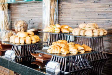 Otel restoranında açık büfe