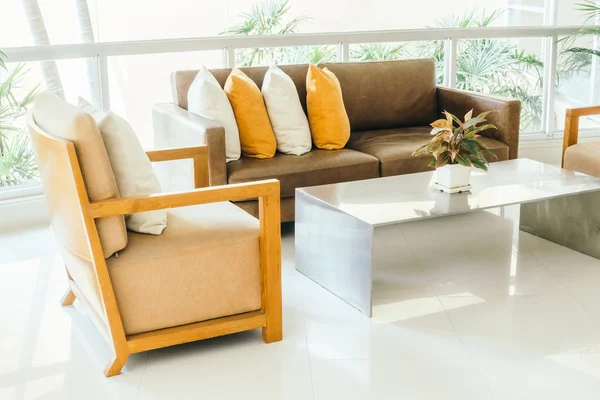 Güzel lüks yastıklar Divan