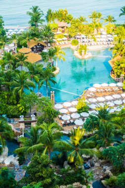 lüks Yüzme Havuzu Peyzaj