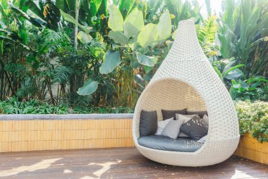 Güzel lüks yastıklar Divan