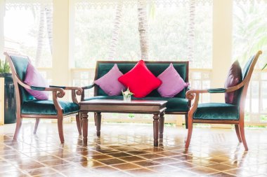 Yastıklar kanepe ve sandalye