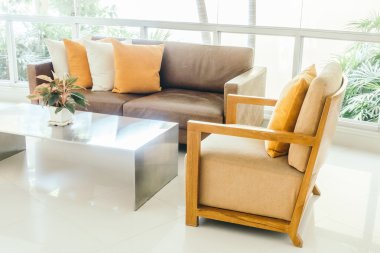 Güzel lüks yastıklar Divan