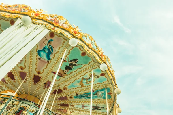 Vintage Carousel at amusement park — Stock Photo, Image