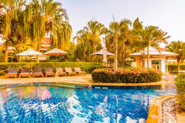 Günbatımı kez Resort'ta yüzme havuzu