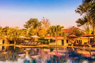 Günbatımı kez Resort'ta yüzme havuzu