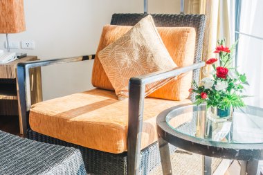 Kanepe dekorasyon yastık