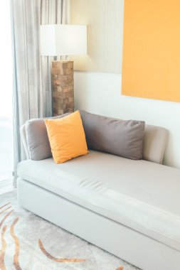 Kanepe dekorasyon yastık