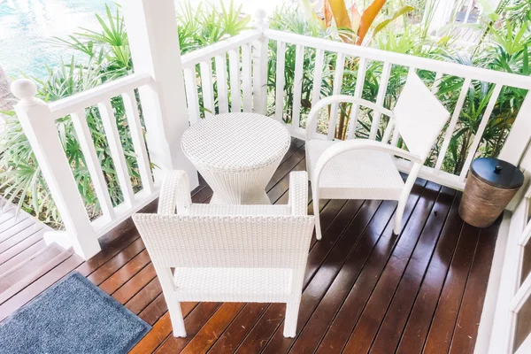 Tablo ve veranda sandalye