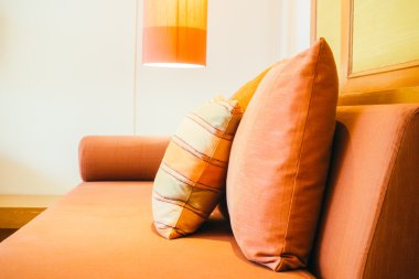 Kanepe dekorasyon yastık