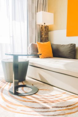 Kanepe dekorasyon yastık