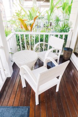 Tablo ve veranda sandalye