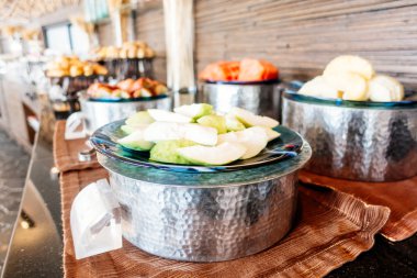 Otel restoranında açık büfe