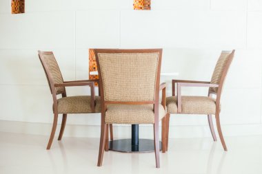 Akşam yemeği için sofra