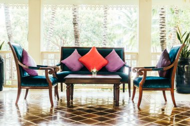 Yastıklar kanepe ve sandalye