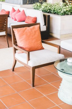 Yastıklar kanepe ve sandalye