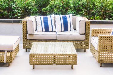 Kanepe yastık ve sandalye dekorasyon