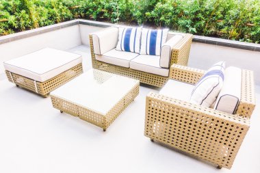 Kanepe yastık ve sandalye dekorasyon