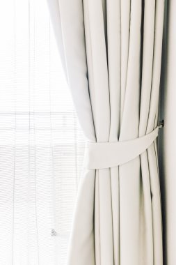 Pencere perde dekorasyon