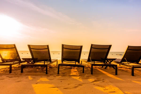 Sedia da spiaggia vuota — Foto Stock