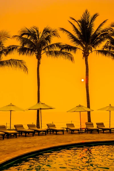 A sunrise hotel Resort medence — Stock Fotó