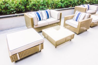 Kanepe yastık ve sandalye dekorasyon