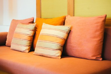 Kanepe dekorasyon yastık