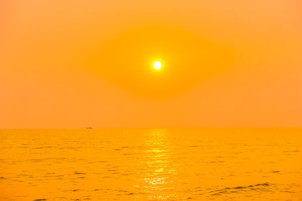 Sunset and sea background — Stock Photo, Image