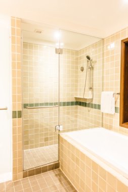 Küvet ve duş kutusu