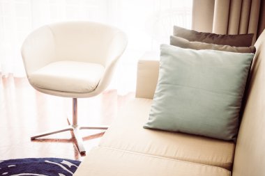 Güzel lüks yastıklar Divan