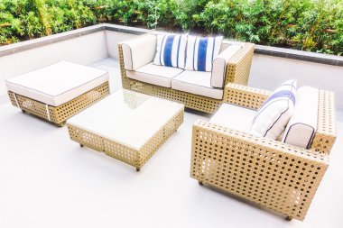 Kanepe yastık ve sandalye dekorasyon