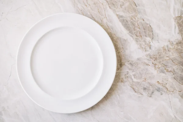 Placa branca vazia ou prato — Fotografia de Stock