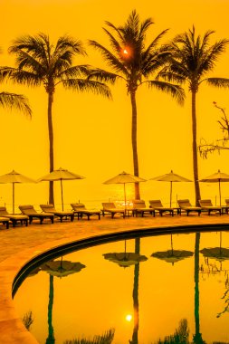 gündoğumu kez Resort'ta yüzme havuzunda