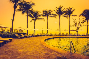 gündoğumu kez Resort'ta yüzme havuzunda