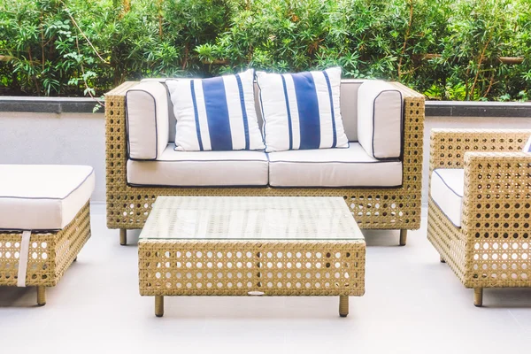 Kanepe yastık ve sandalye dekorasyon