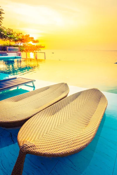 Schönes luxuriöses Hotel Schwimmbad Resort — Stockfoto