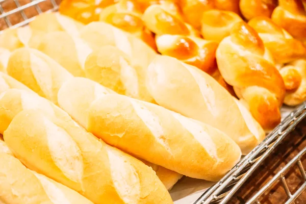 Buffet de pão para pequeno-almoço — Fotografia de Stock