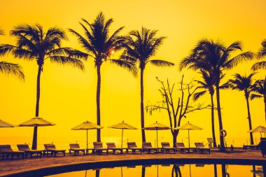 gündoğumu kez Resort'ta yüzme havuzunda