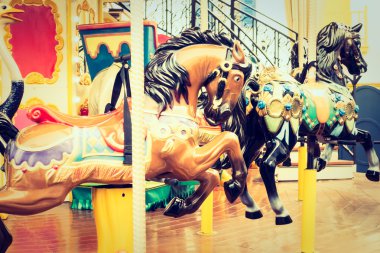 Atlıkarınca at eğlence cazibe Park