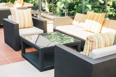 Yastıklar kanepe ve sandalye