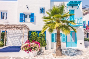 Santorini ve Yunanistan tarzı ile güzel mimari