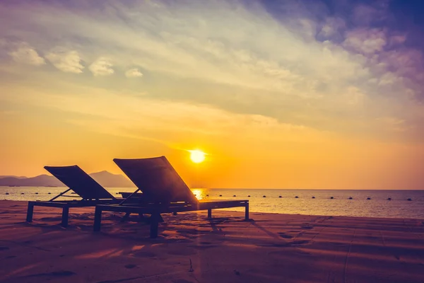 Empty beach chair — Stock Photo, Image