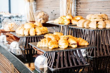 Otel restoranında açık büfe